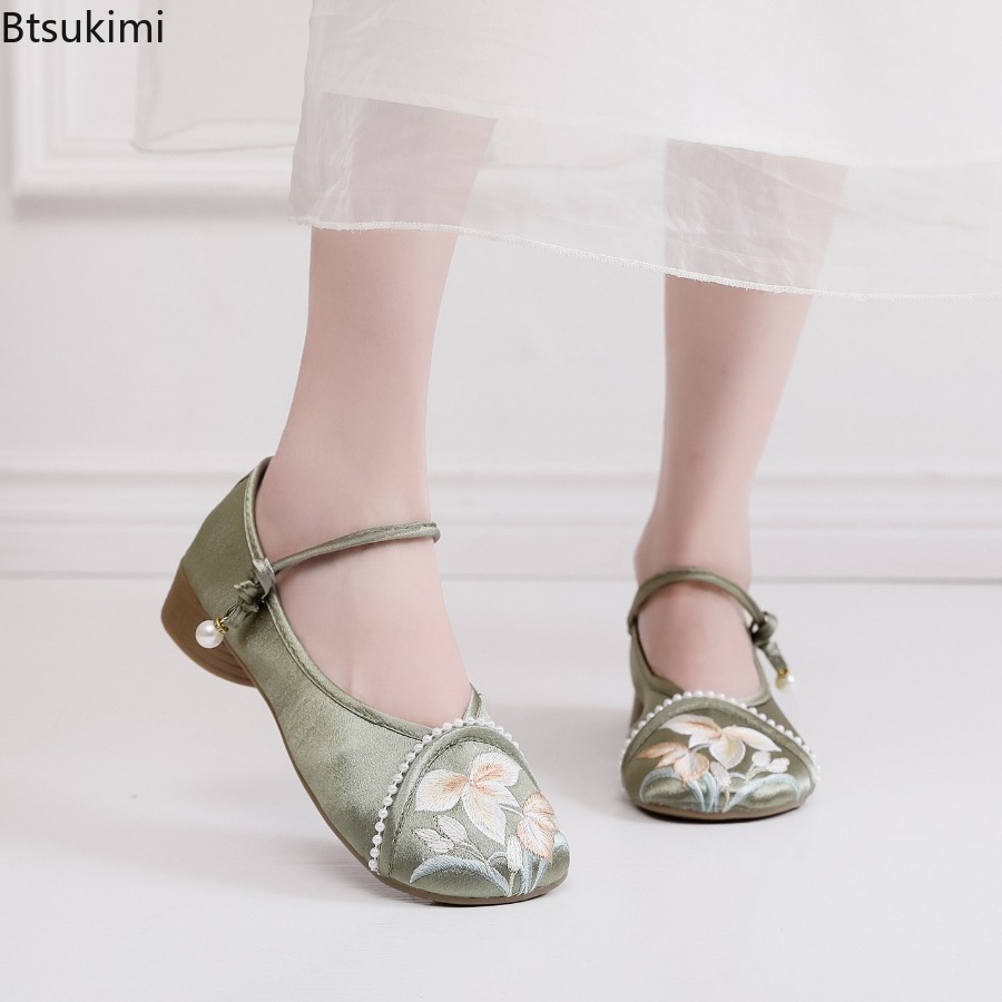 Ethnic Fashion For Ladies - ファッション刺繍中国風ローヒール婦人靴エレガントカジュアルレディースシングルシューズエスニックスタイルチャイナドレス漢服靴