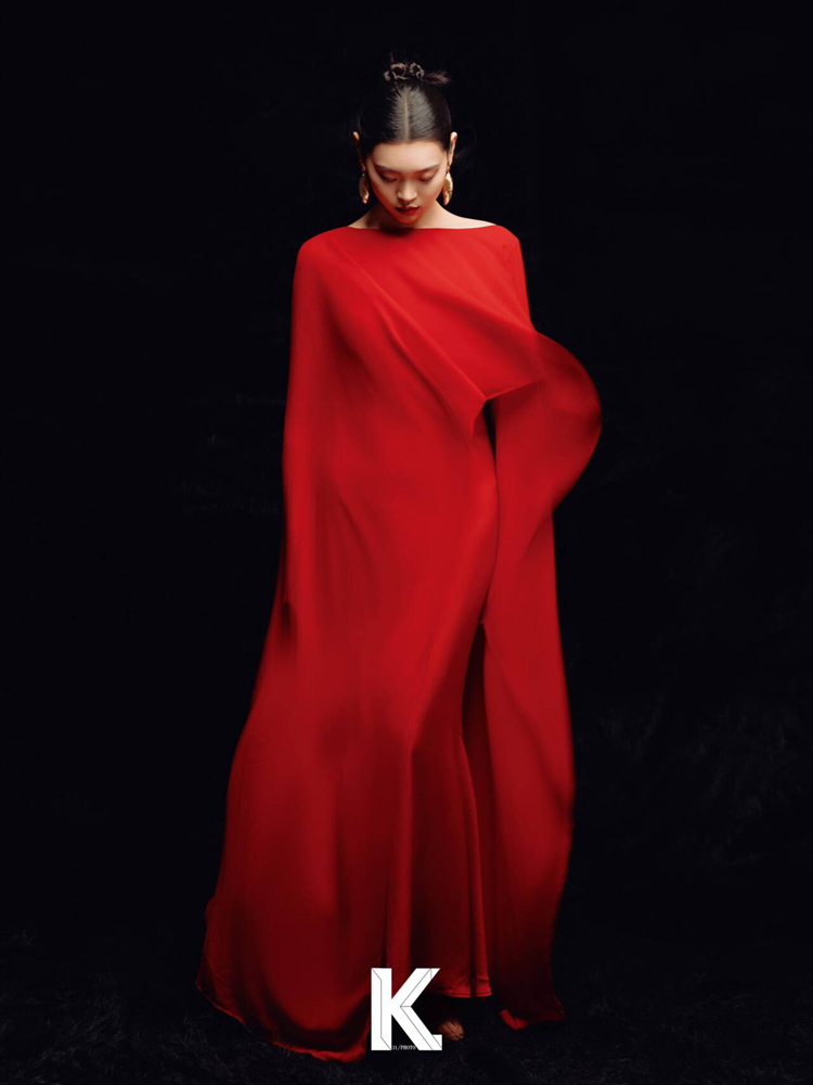 Ethnic Clothing & Online Fashion Store Khaadi Uk - 2026年新作ファッション ハイエンド レッドエモーション レトロ スタジオポートレート写真撮影用衣装 ナショナルスタイル