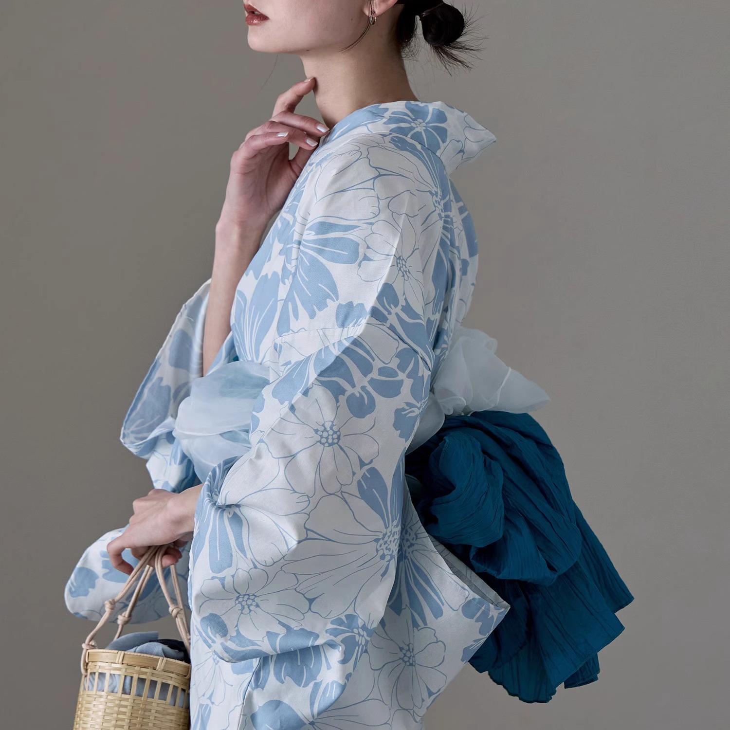 伝統的な浴衣着物綿麻素材ガールズドレス青空色バスローブエスニ - Ethnic Fashion Girls のレビューと価格