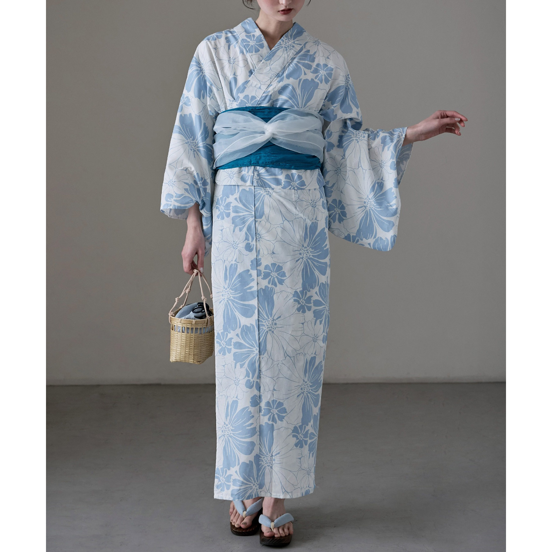 伝統的な浴衣着物綿麻素材ガールズドレス青空色バスローブエスニ - Ethnic Fashion Girls のレビューと価格
