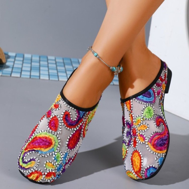 レトロスタイルエスニック刺繍刺繍スリッパ夏包頭ソフトソール外 - Ethnic Fashion For Ladies のレビューと価格