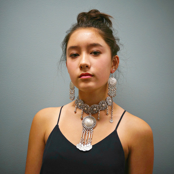 女性のためのエスニックスタイルのネックレス,金メッキの金属の - Ethnic Fashion Co In のレビューと価格