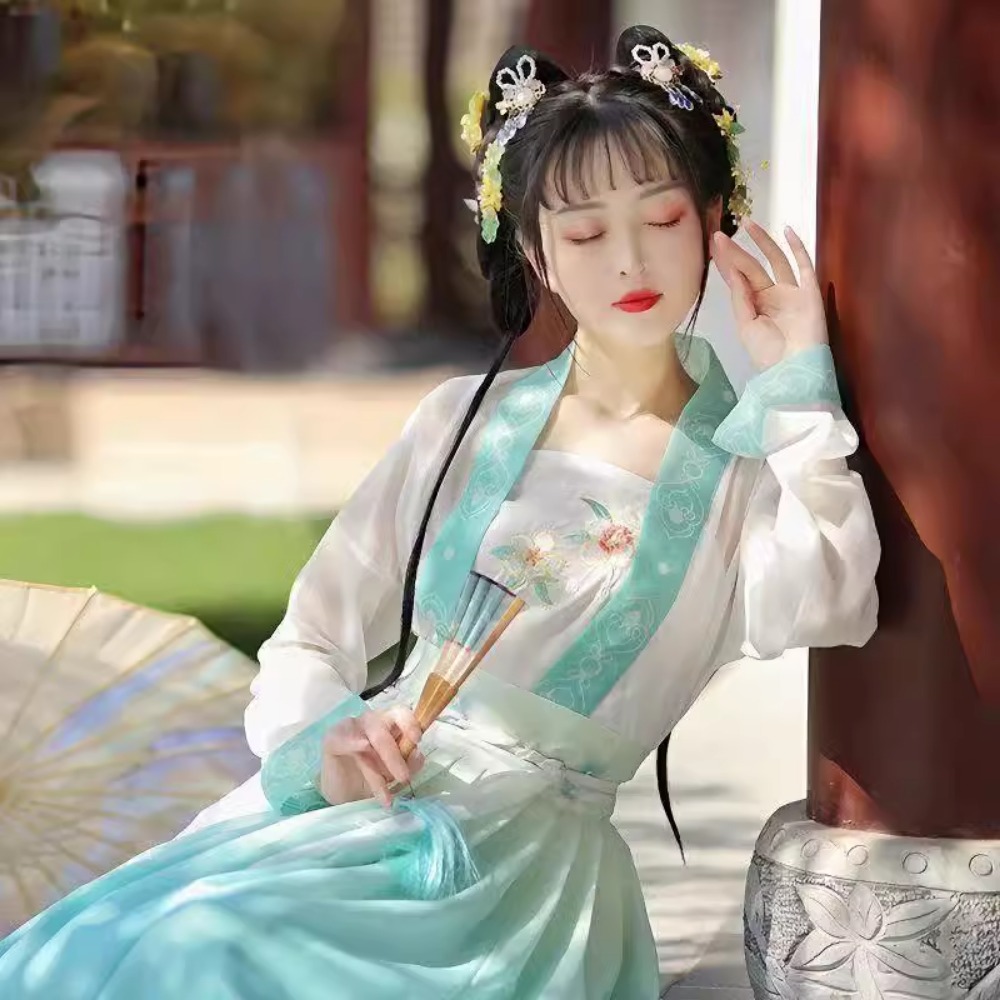 エスニックスタイルのファッション服パーティーダンスウェアステ - Fashion Show Ethnic Wear のレビューと価格